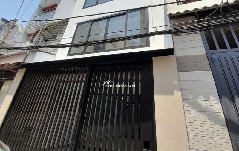 TÂN BÌNH - CHDV MỚI 3 TẦNG - LÔ GÓC - DÒNG TIỀN 400TR/NĂM - 10P TỚI SÂN BAY